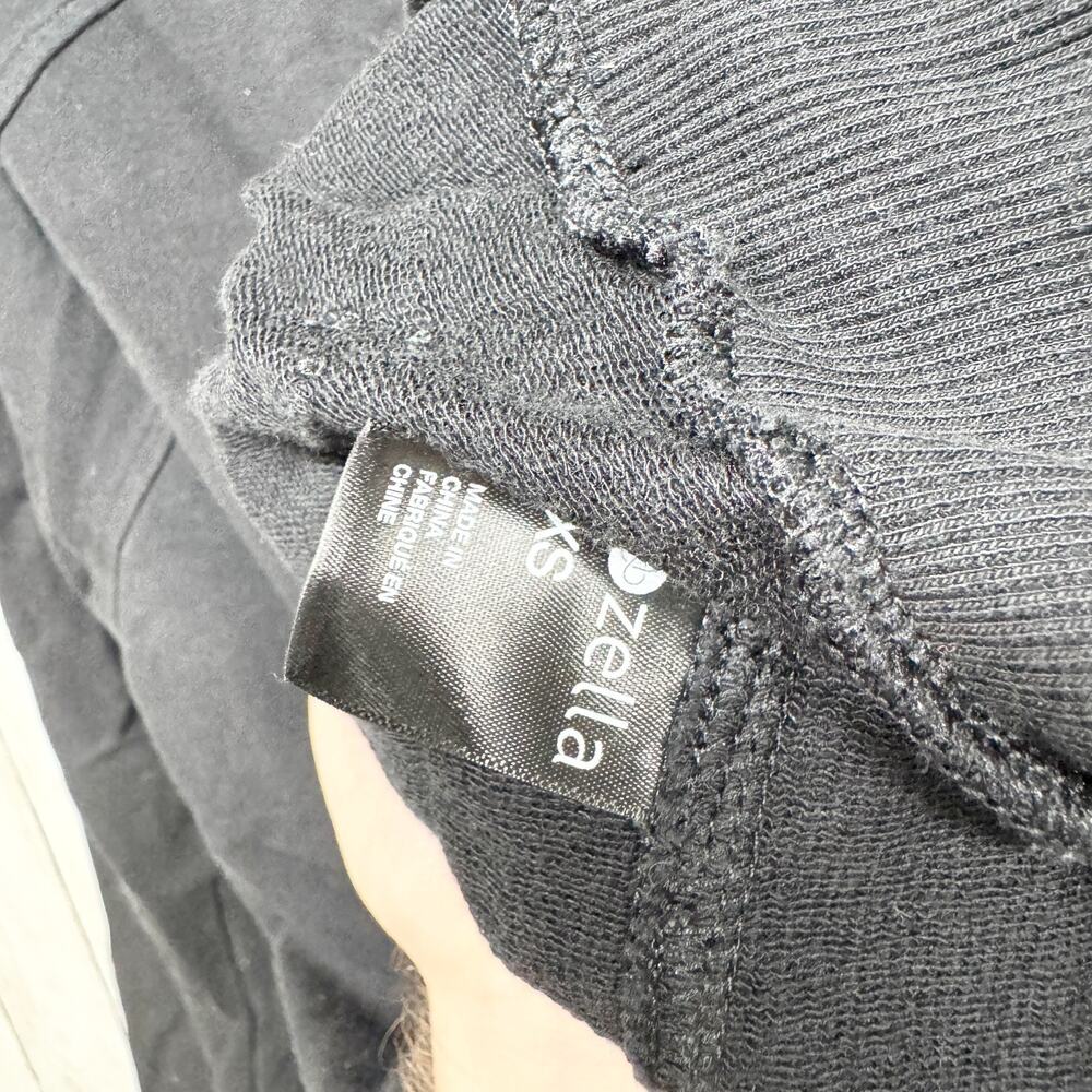 Zella Top Women XS Black Scoop Neck Criss Cross Back Long Sleeve‎ Shirt Athletic - Picture 5 of 8
